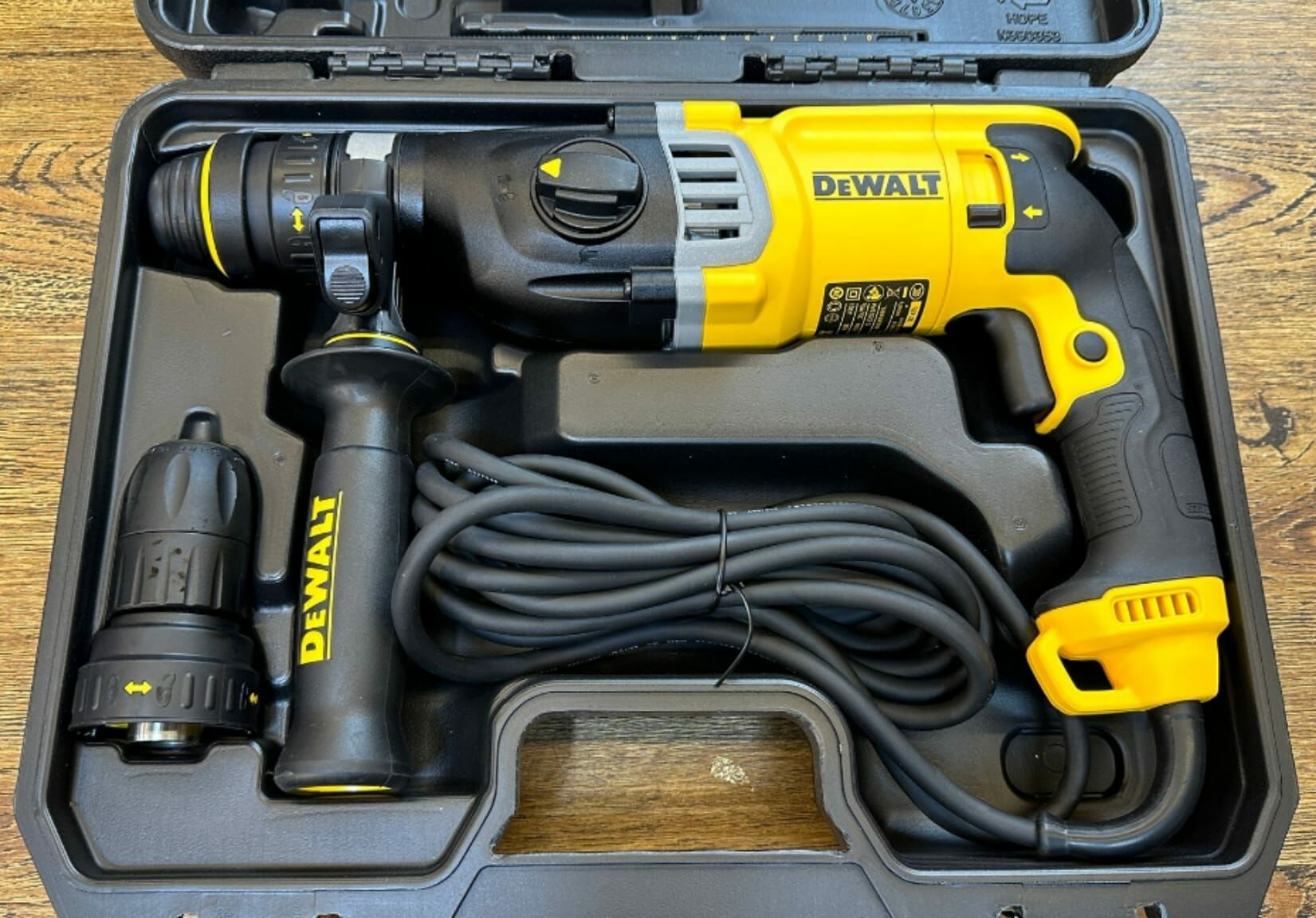 DEWALT 得偉 25144K 800W 26MM 電子速油壓鑽(可換索頭) (或需訂貨)