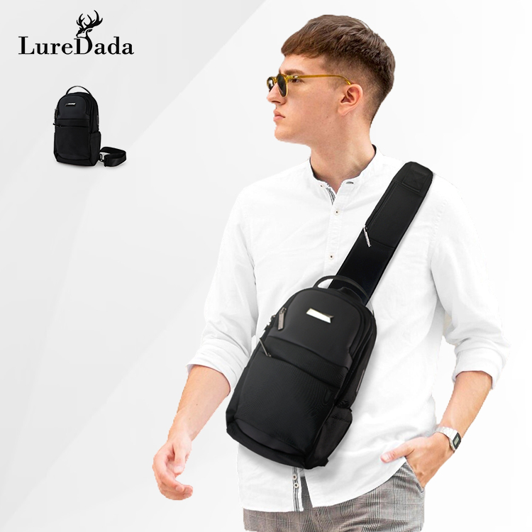 𝐋𝐮𝐫𝐞𝐝𝐚𝐝𝐚 機能百搭防潑水胸包