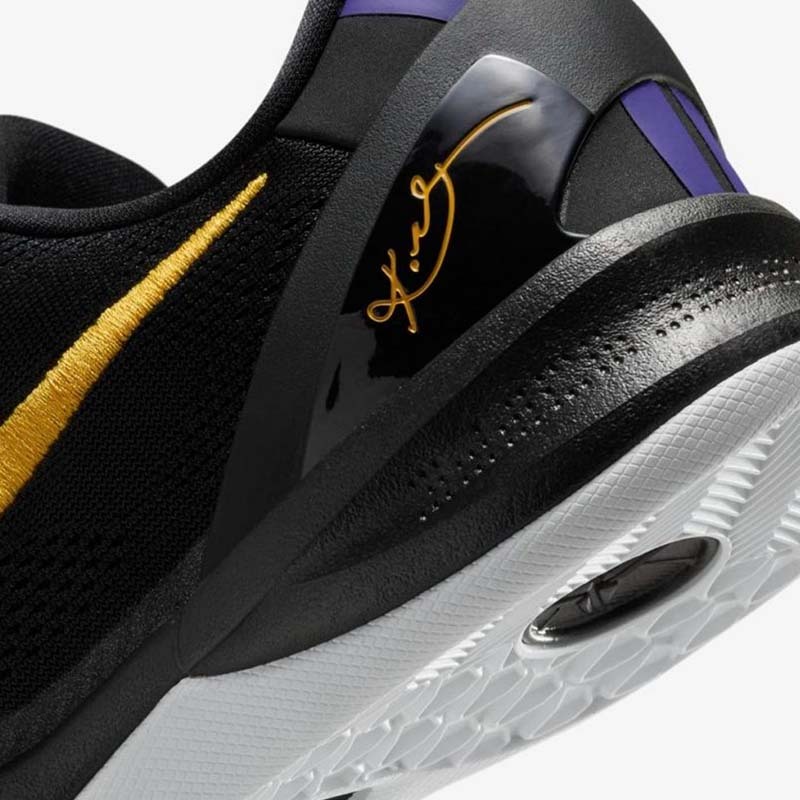 kobe gold black