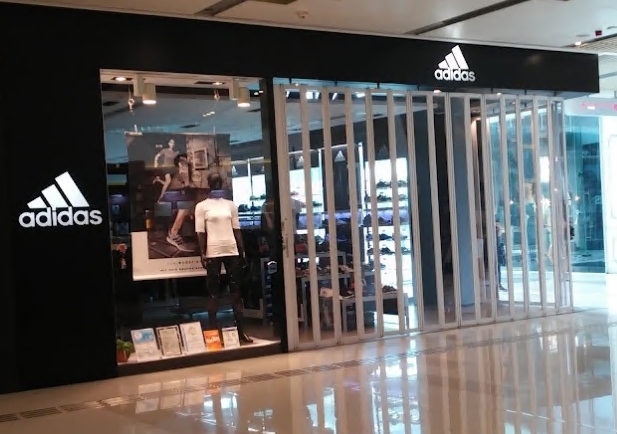 adidas (Mikiki店)