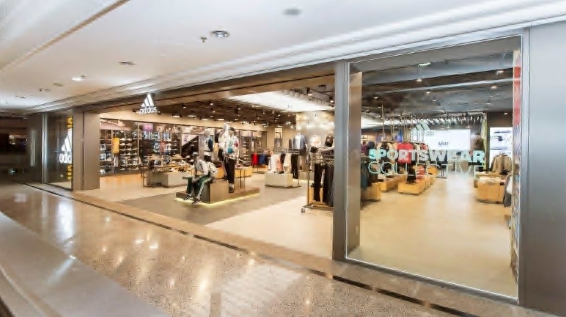 adidas 時代廣場店