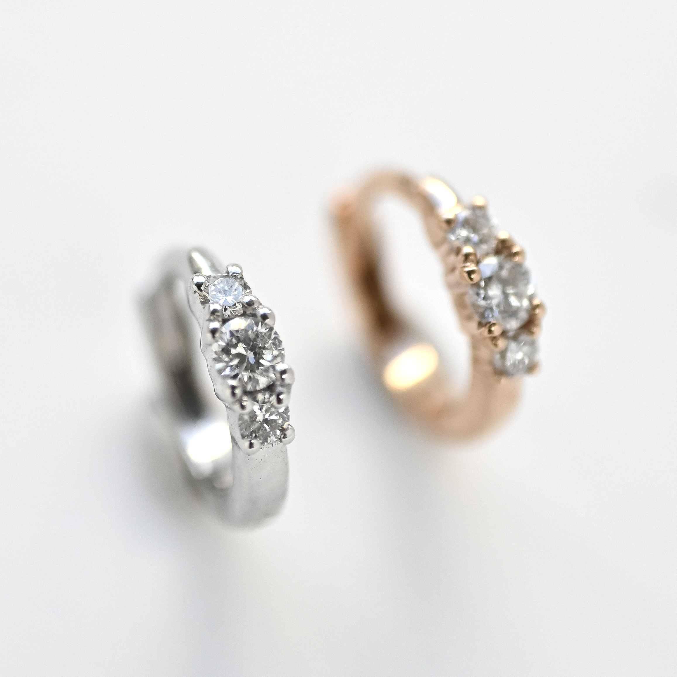 18K Na Diamond Earring