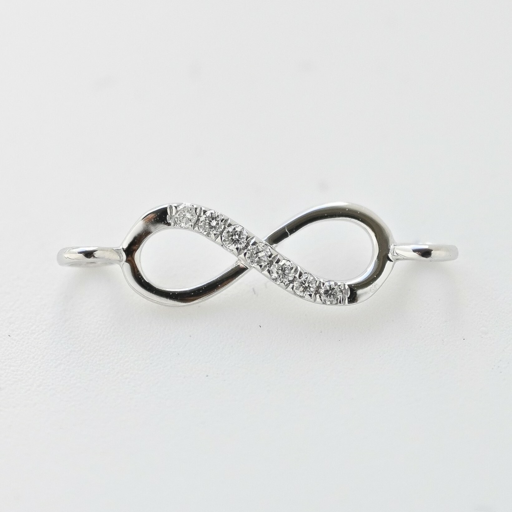 18K Infinity Diamond String Bracelet