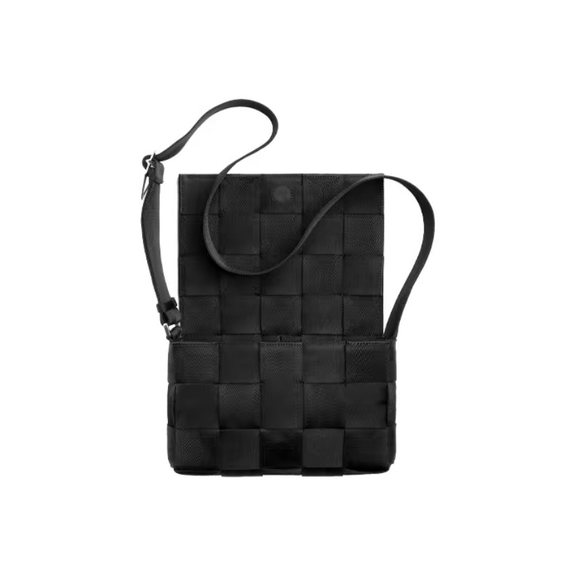 BOTTEGA VENETA BV Maxi Padded Tech Cassette 斜孭袋