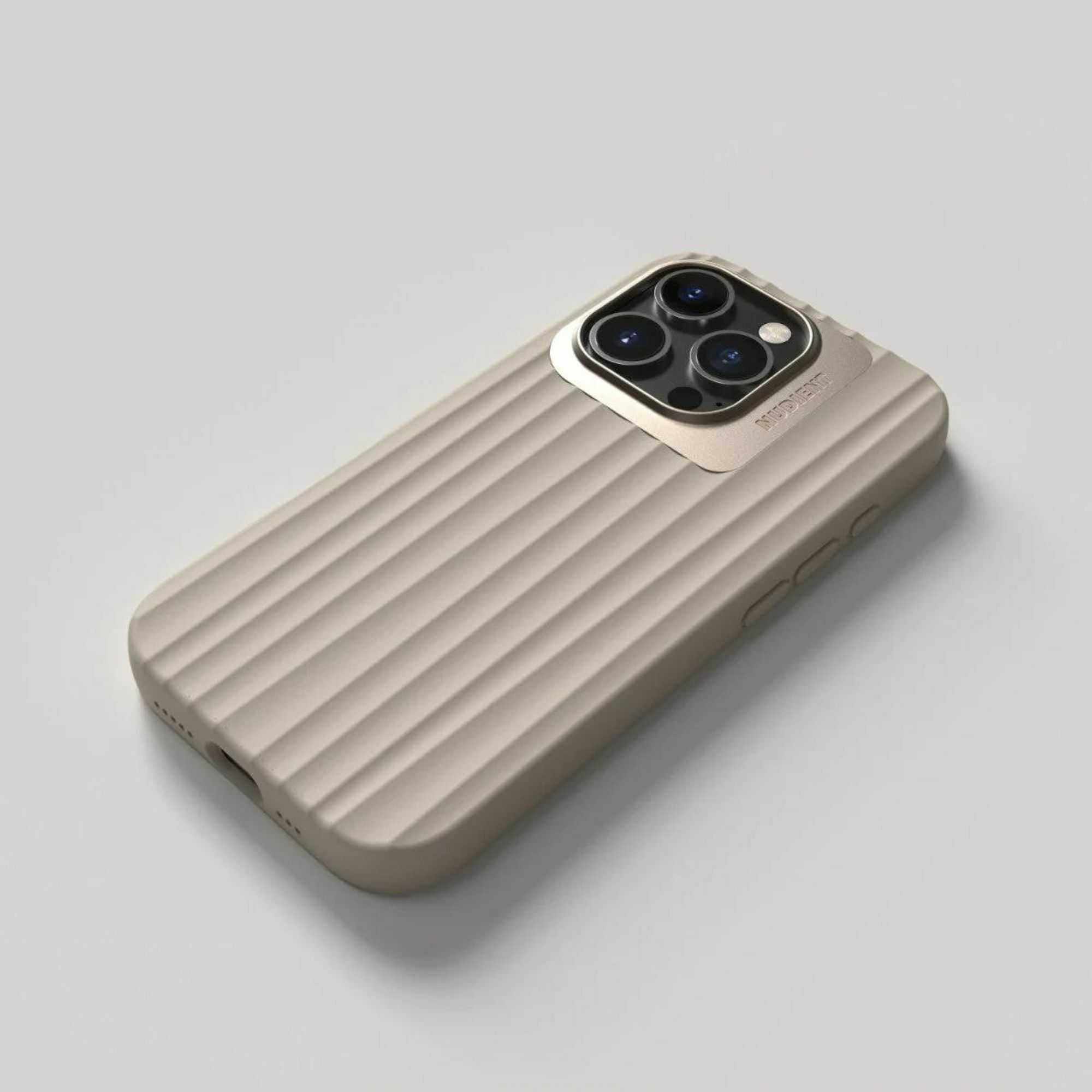 Nudient｜BOLD系列立體矽膠手機殼 - 亞麻米 magsafe