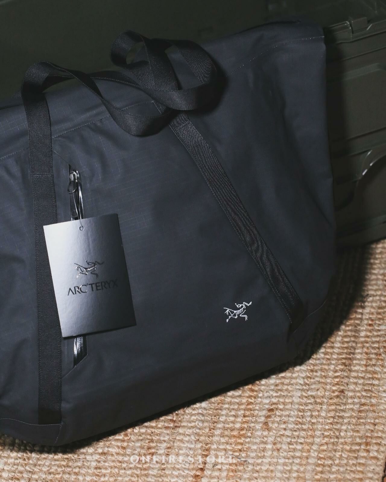 {現貨}Arc'teryx Granville 30 Carryall bag Black