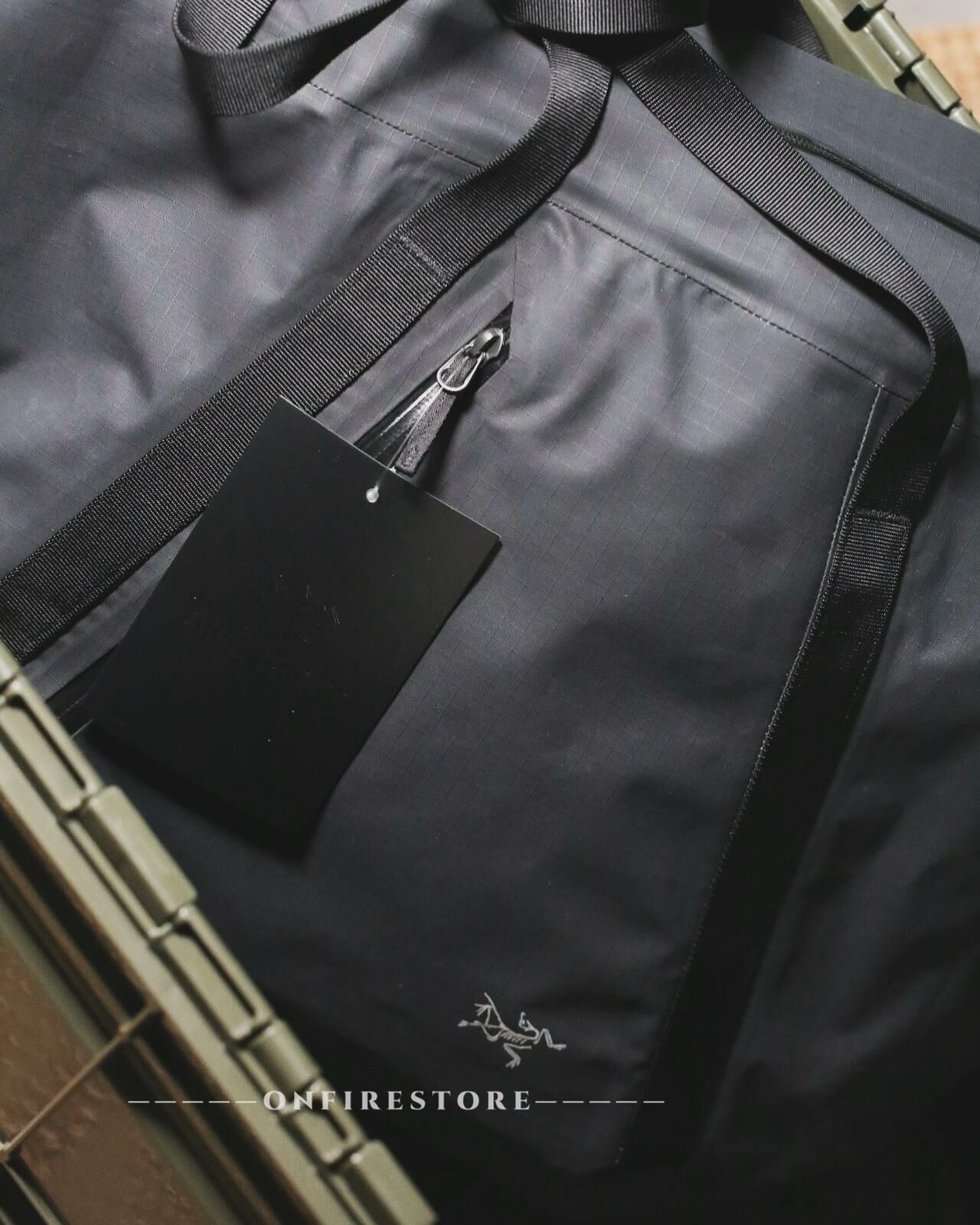 {現貨}Arc'teryx Granville 30 Carryall bag Black