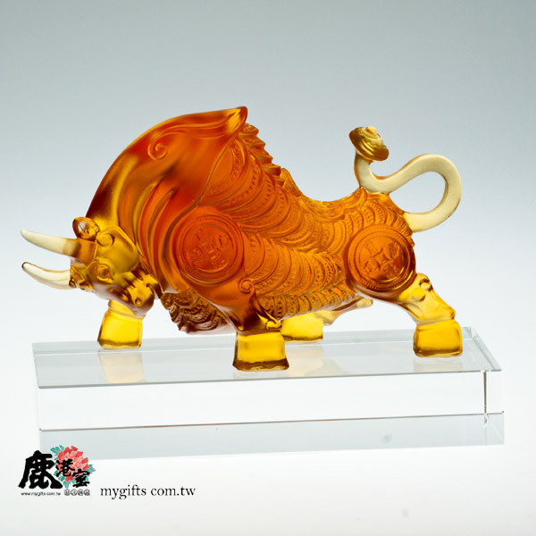 扭轉乾坤M琉璃擺飾｜凝聚能量 提升運勢的藝術選擇