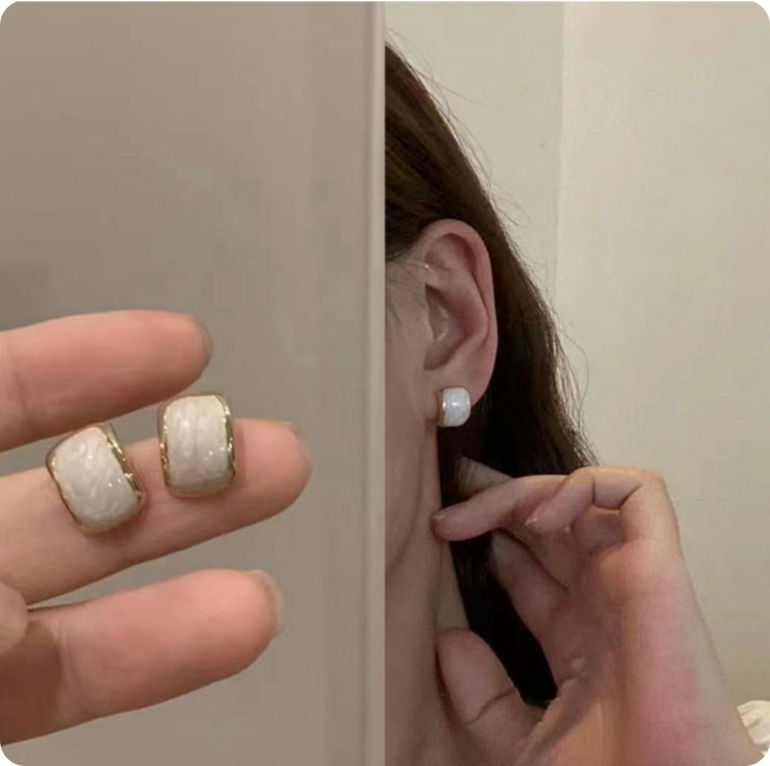 新款ins高級感法式簡約滴油耳釘耳環（白色)