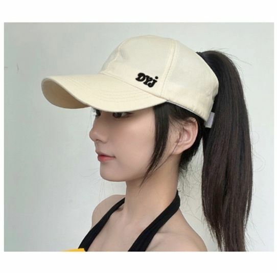 熱賣女款韓版新款馬尾棒球帽 鴨舌帽 遮陽防曬彎帽檐帽子(米色-馬尾)