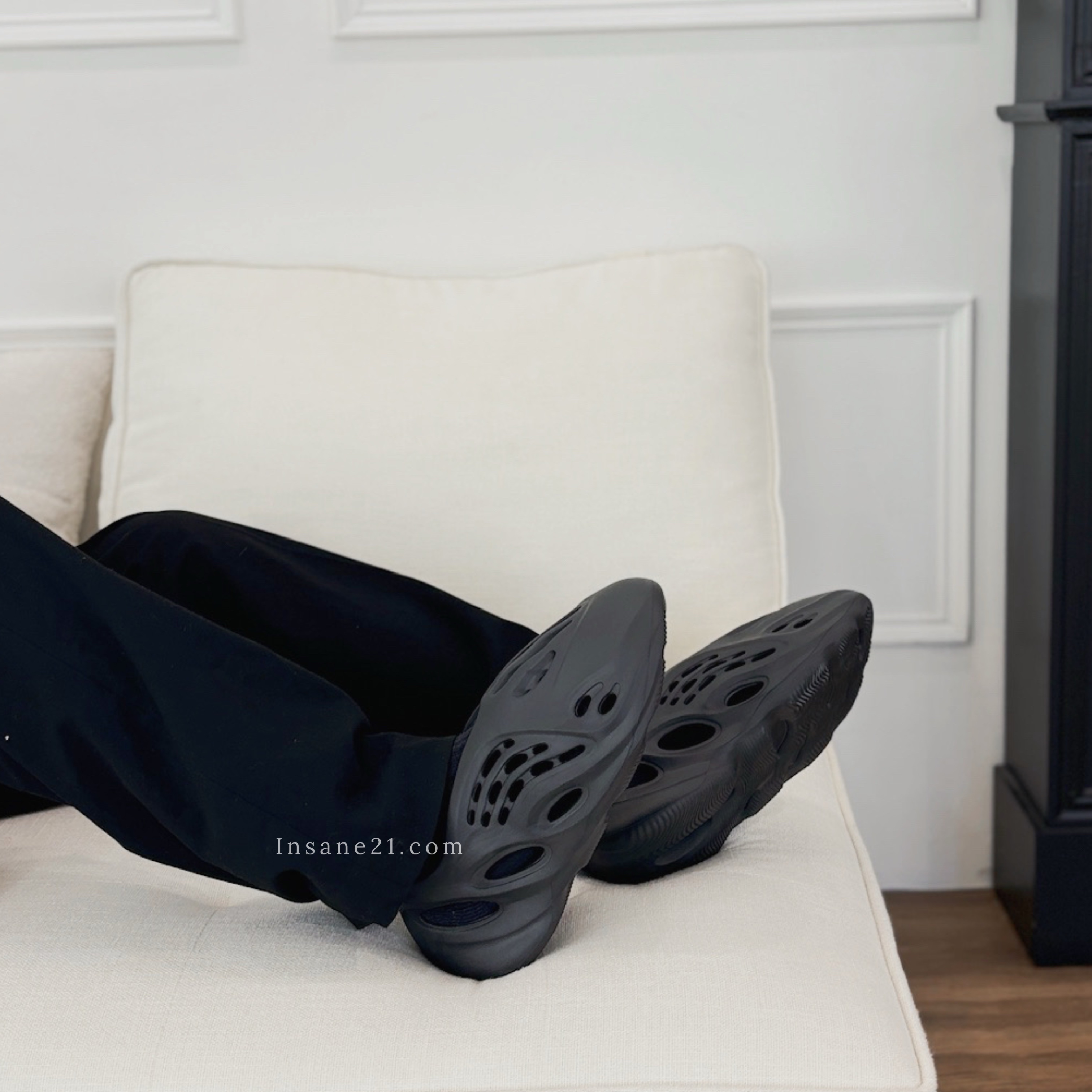 ADIDAS YEEZY FOAM RUNNER "ONYX" 瑪瑙黑武士 HP8739