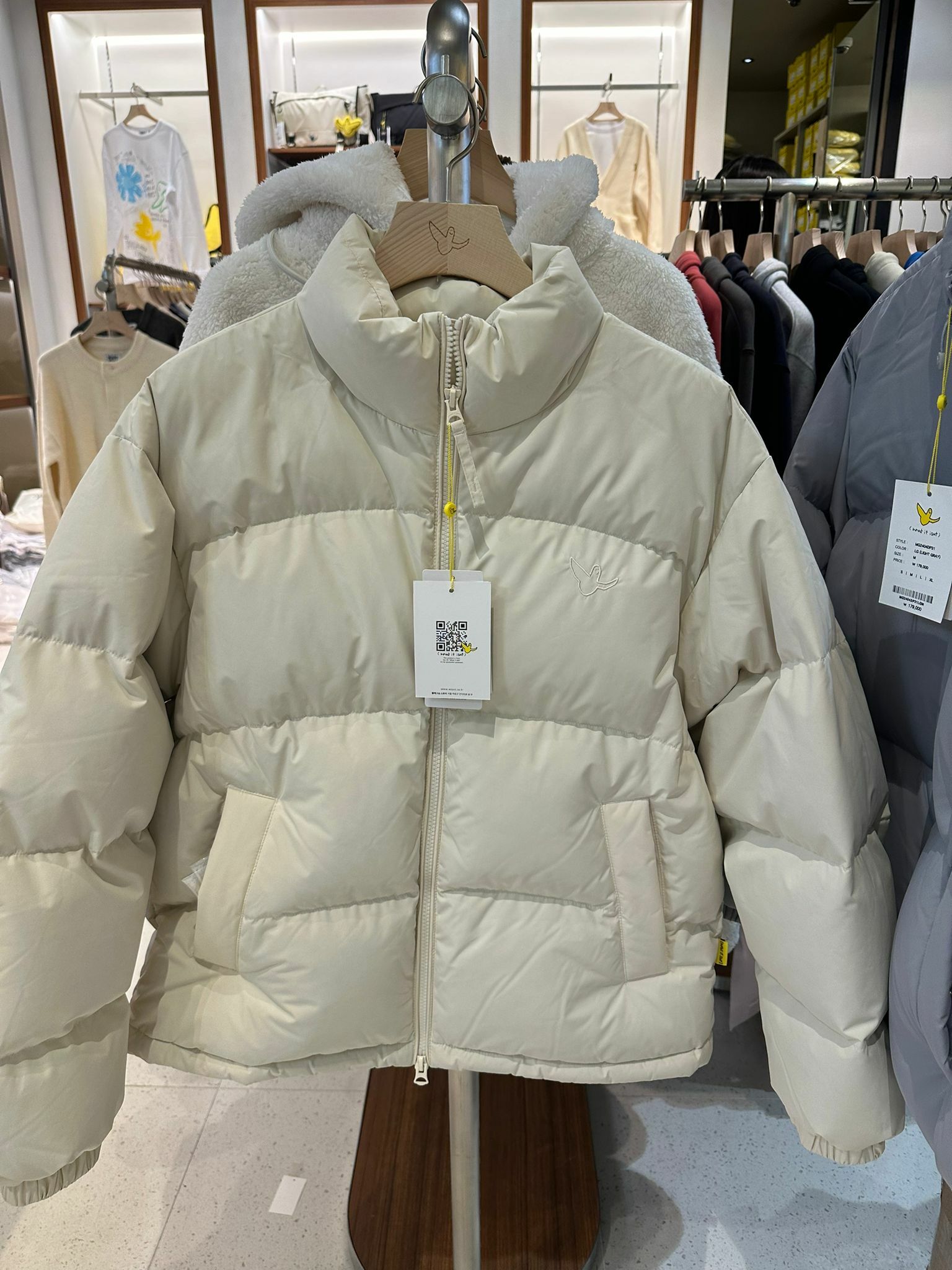 【現貨】小飛人 KR092631 純色款羽絨  (米色)