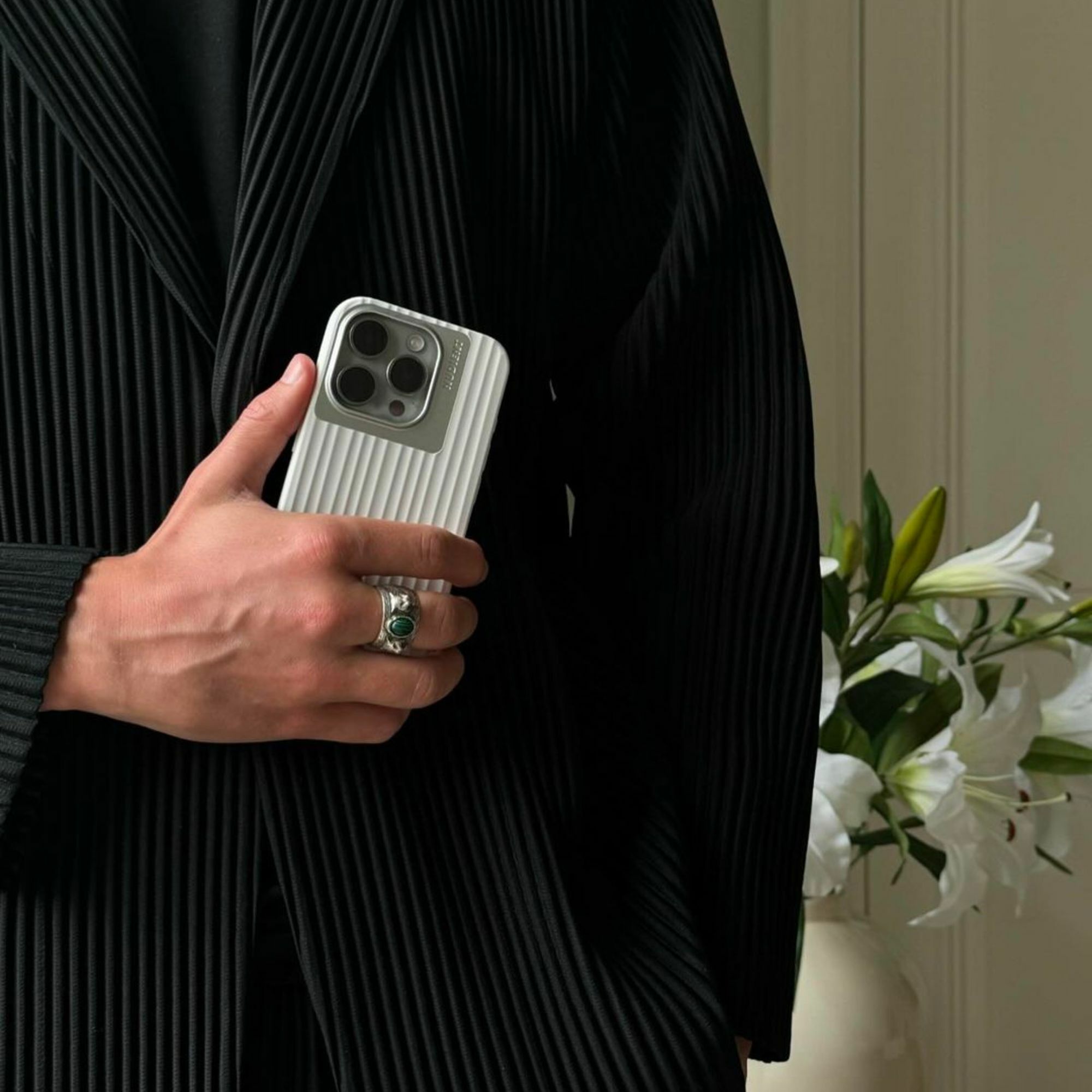 Nudient｜BOLD立體矽膠手機殼 - 皓石白 magsafe