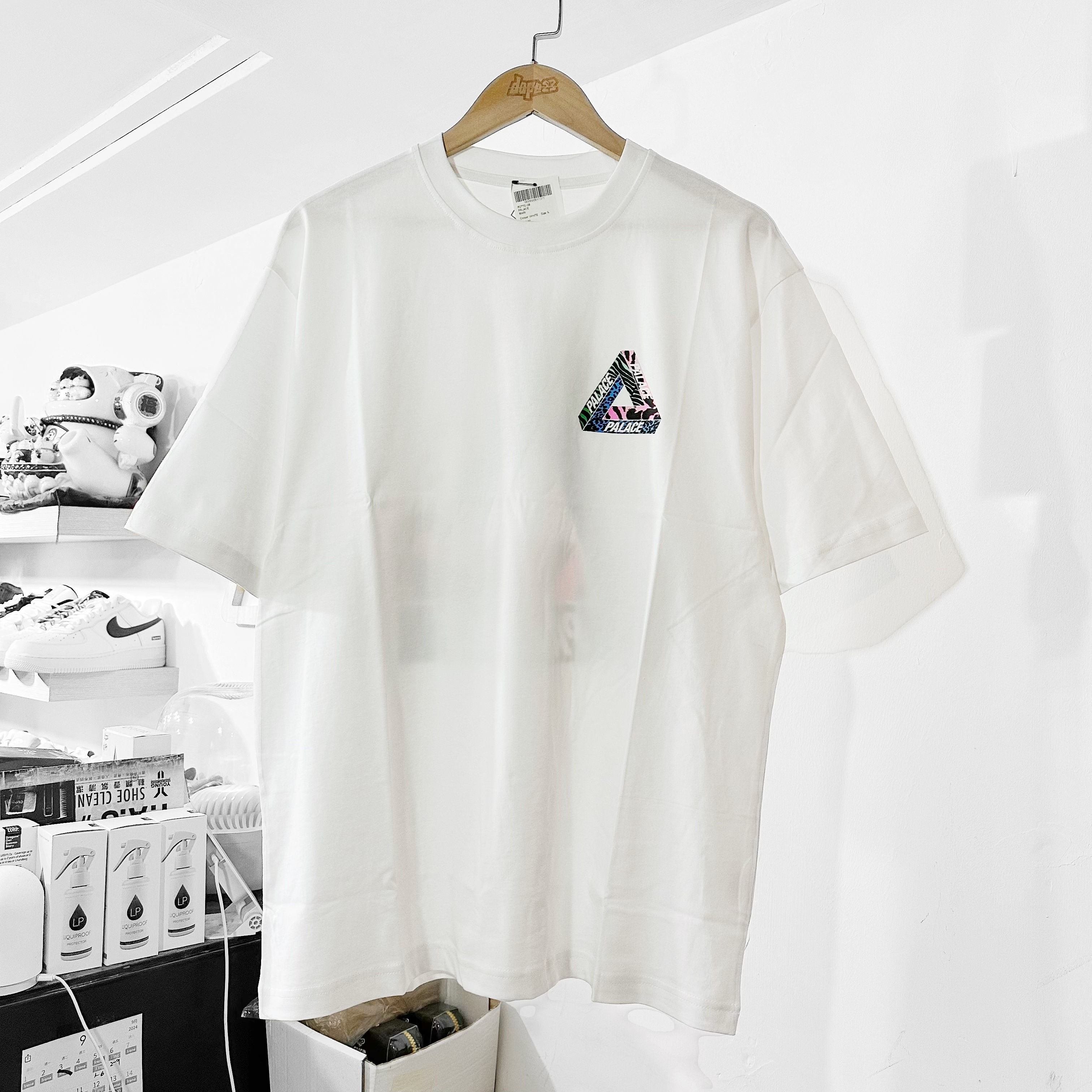 PALACE  Jungle Dream T-Shirt (White)