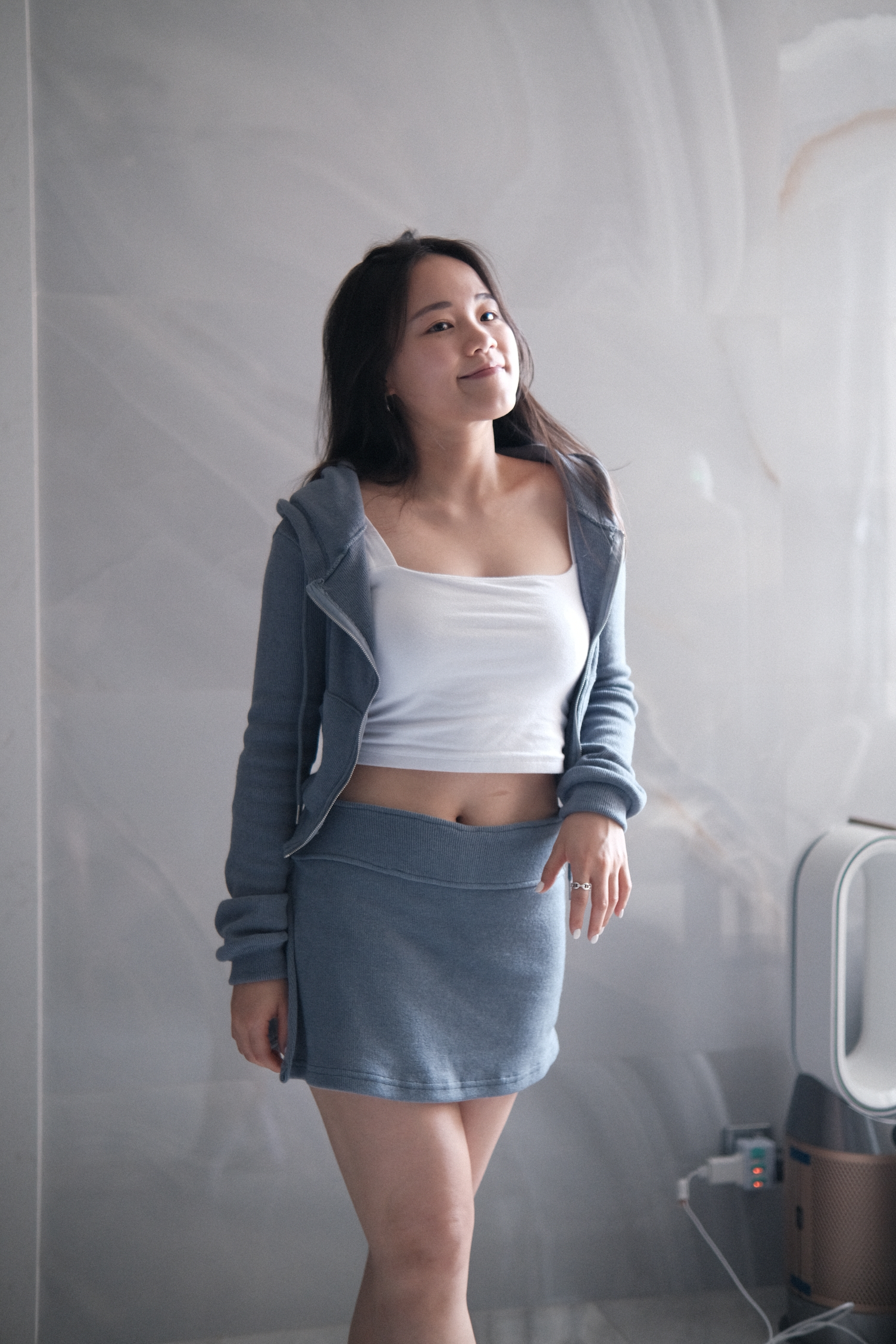 <𝗙𝘂𝗹𝗹 𝘀𝗲𝘁>  Day -Day Zip Hoodie + Day-Day 開叉偽小短裙 (冬季version)