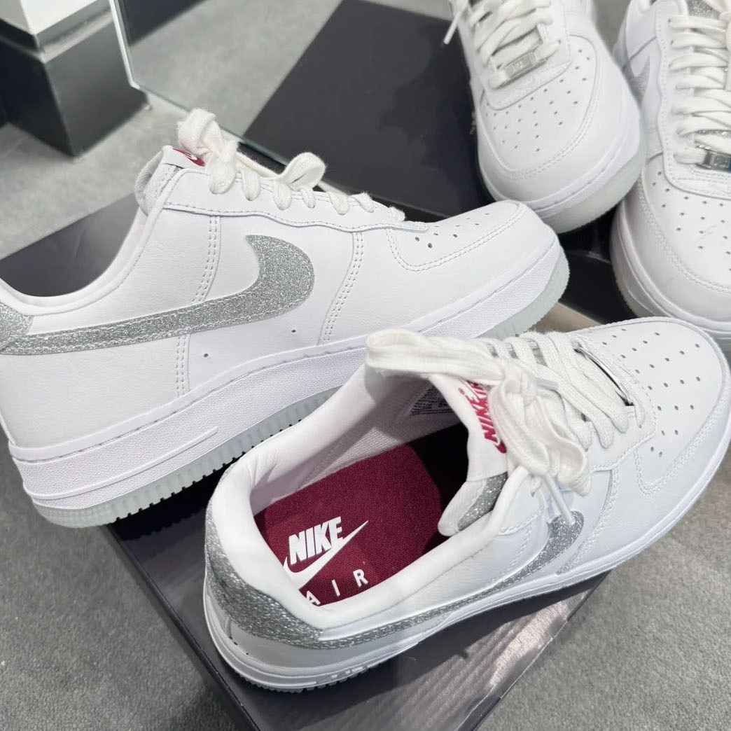 NIKE AIR FORCE 1 AF1 白銀 銀灰 滿天星 女鞋 HQ3461-191 / 預購