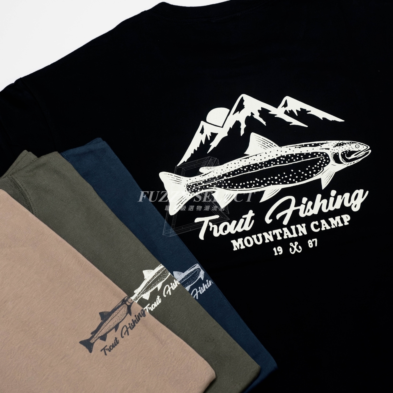 【逢甲 FUZZY】Salmon 鮭魚 Tee 潮流 日常 日式 圖案 Logo 短T 短Tee 黑 藍 軍綠 卡其