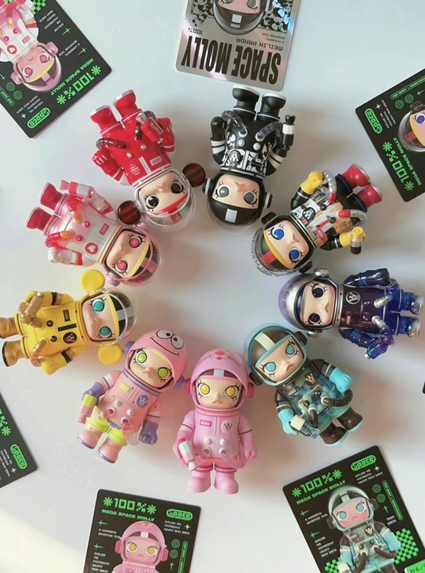 POPMART 泡泡瑪特 MEGA SPACE MOLLY 100%週年系列2代 盲盒 共8款+5款隱藏版