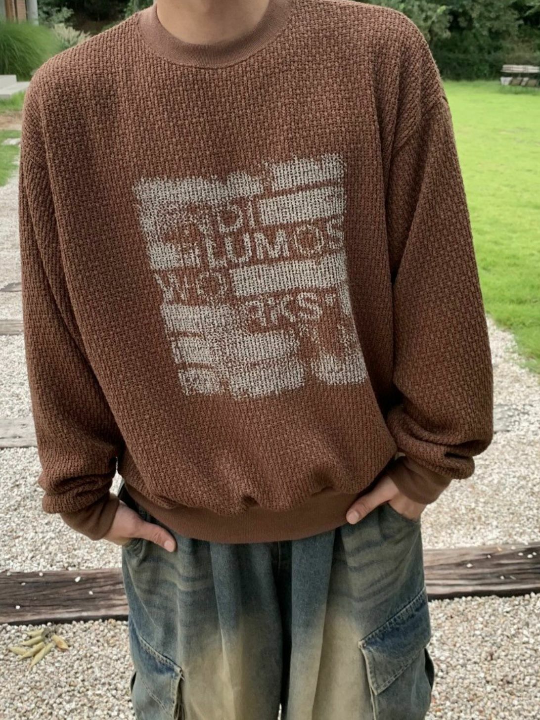 圓領英文字針織衫 LEGIT-T014