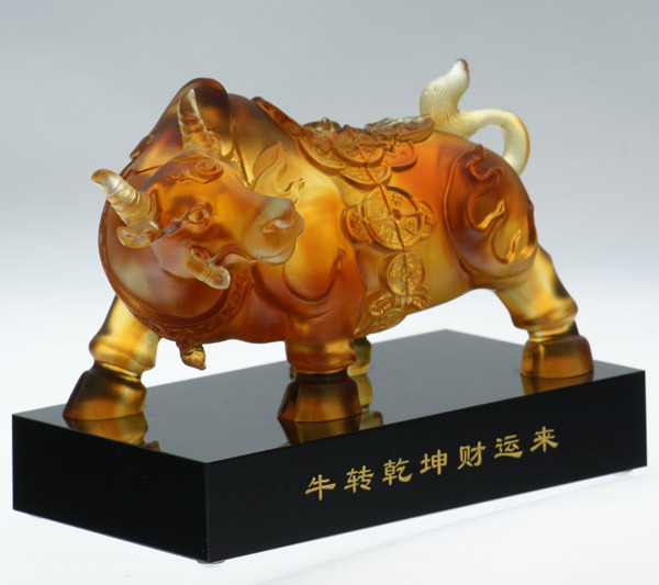 鹿港窯禮品館│提升運勢的藝術品：扭轉乾坤+黑水晶座琉璃擺飾