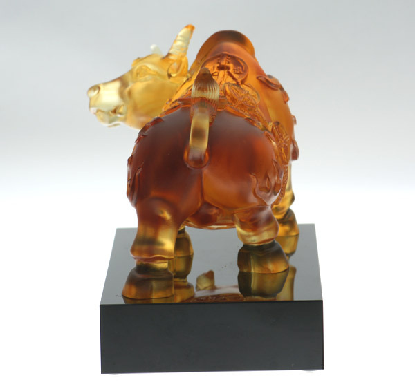 鹿港窯禮品館│提升運勢的藝術品：扭轉乾坤+黑水晶座琉璃擺飾