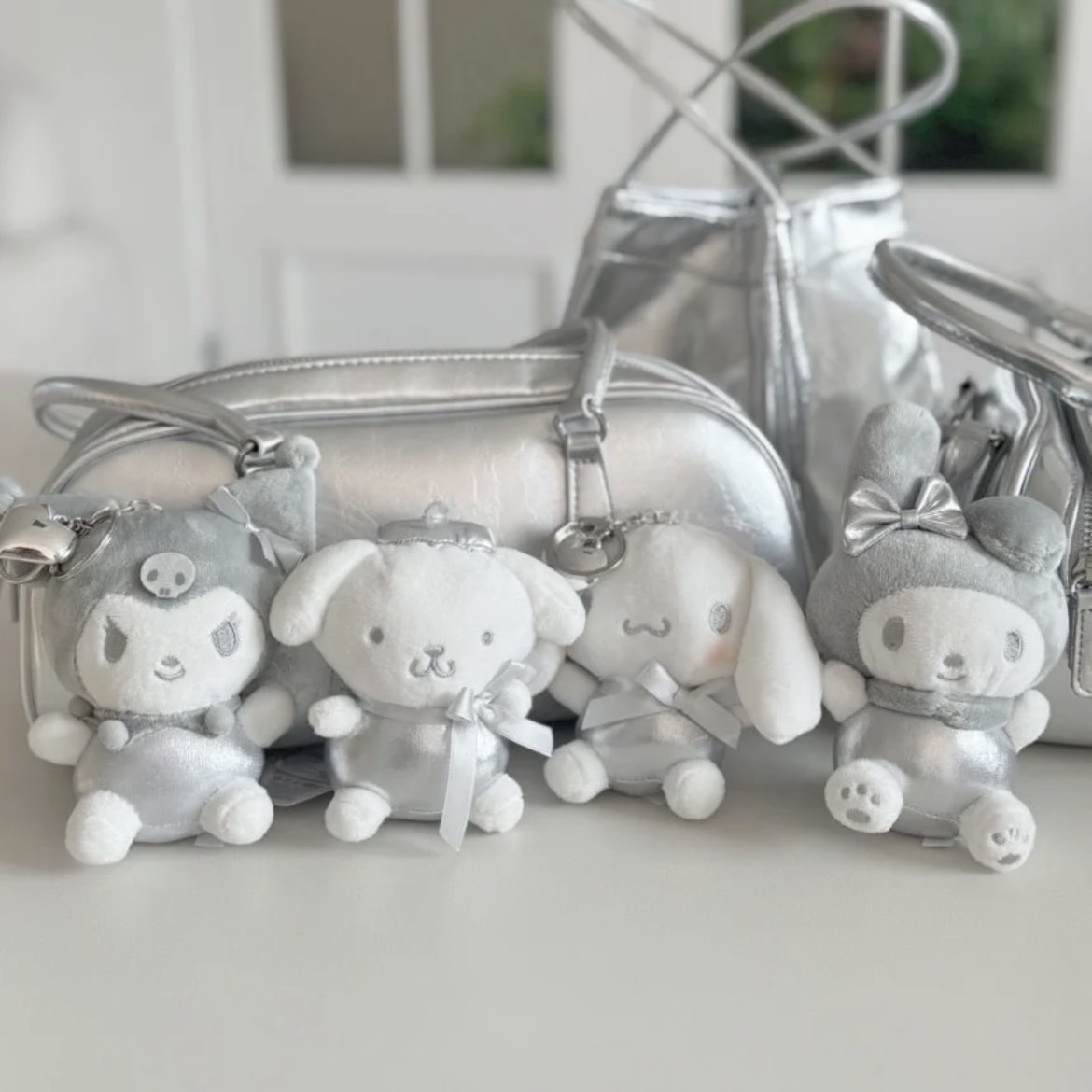 ＜韓國限定發售＞ 三麗鷗 50周年紀念限定款 銀色小吊飾