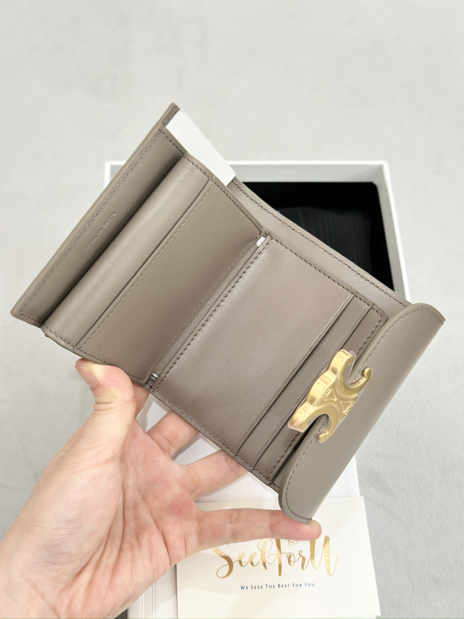 CELINE Triomphe Small Flap Wallet - pebble