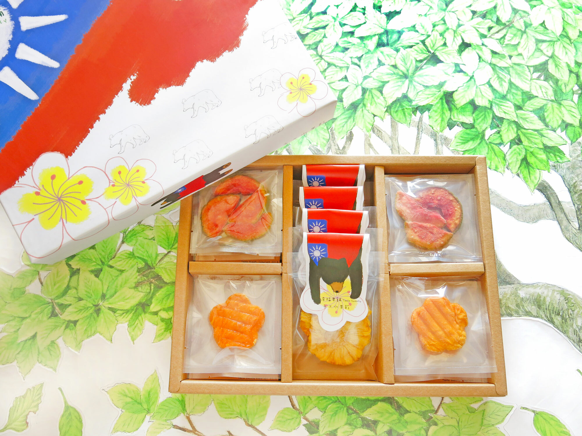 國旗熊水果乾禮盒5格(16入/22入)