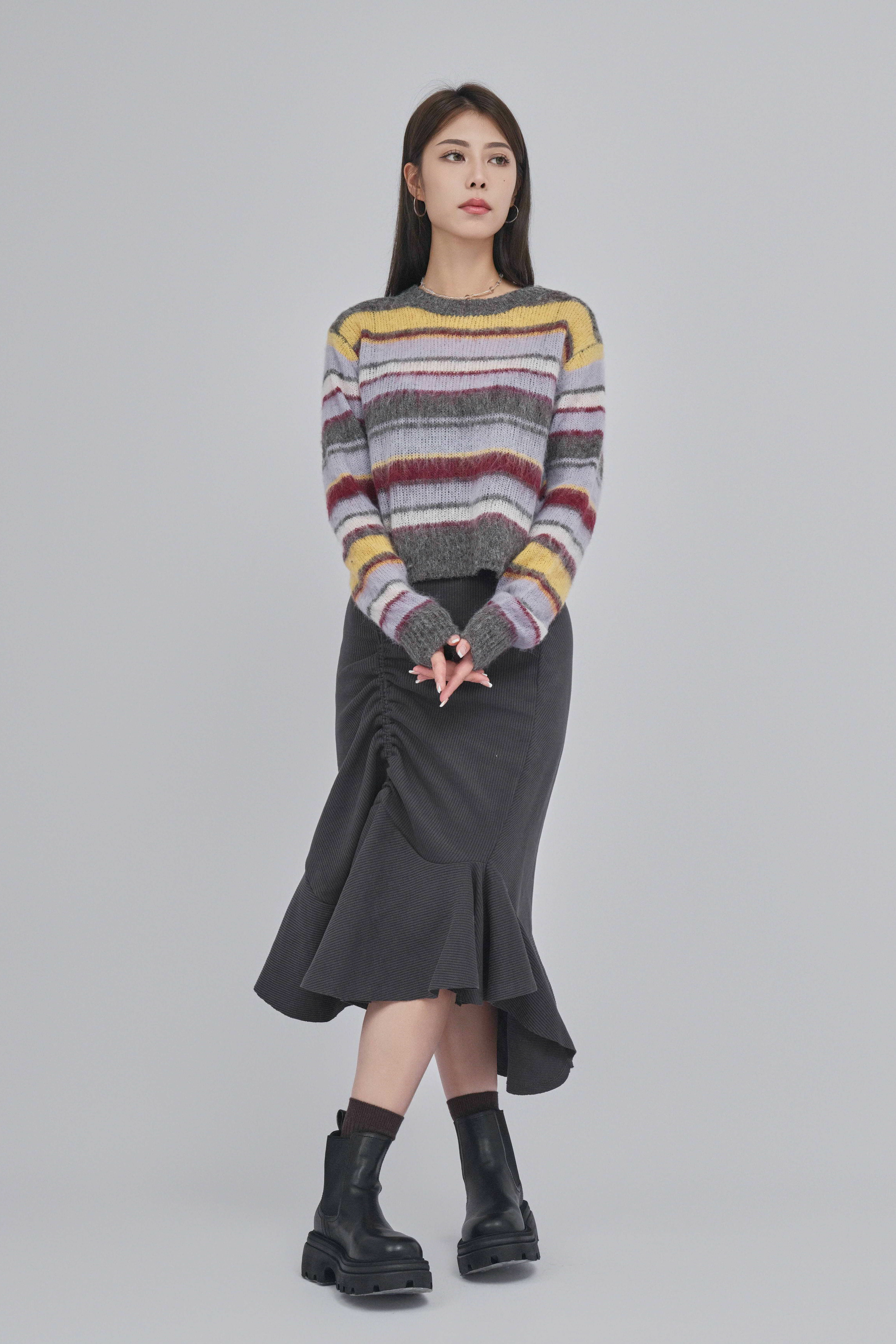 FW24_0051（針織上衣＋半截裙）