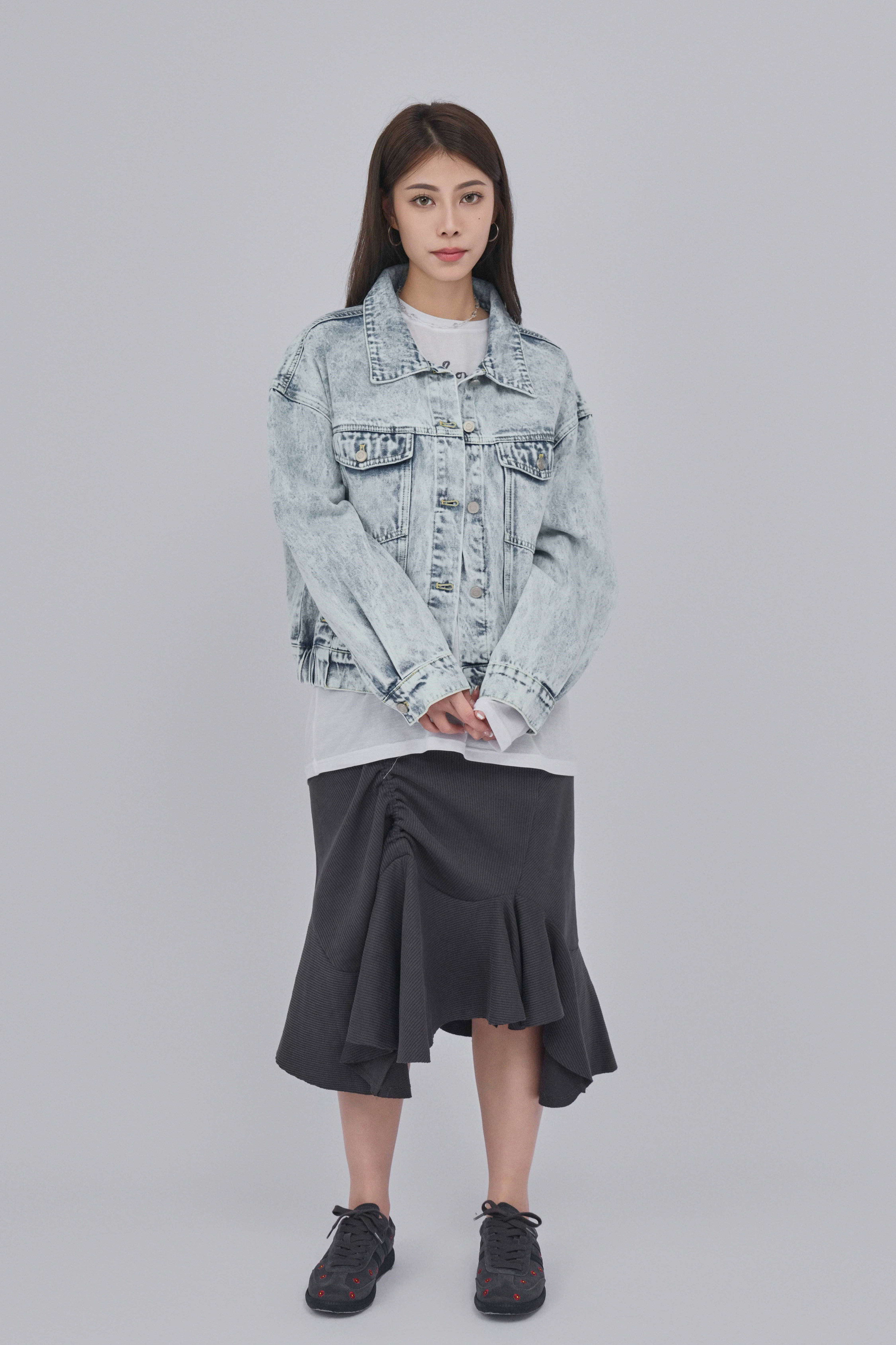 FW24_0053（外套＋Tee＋半截裙）