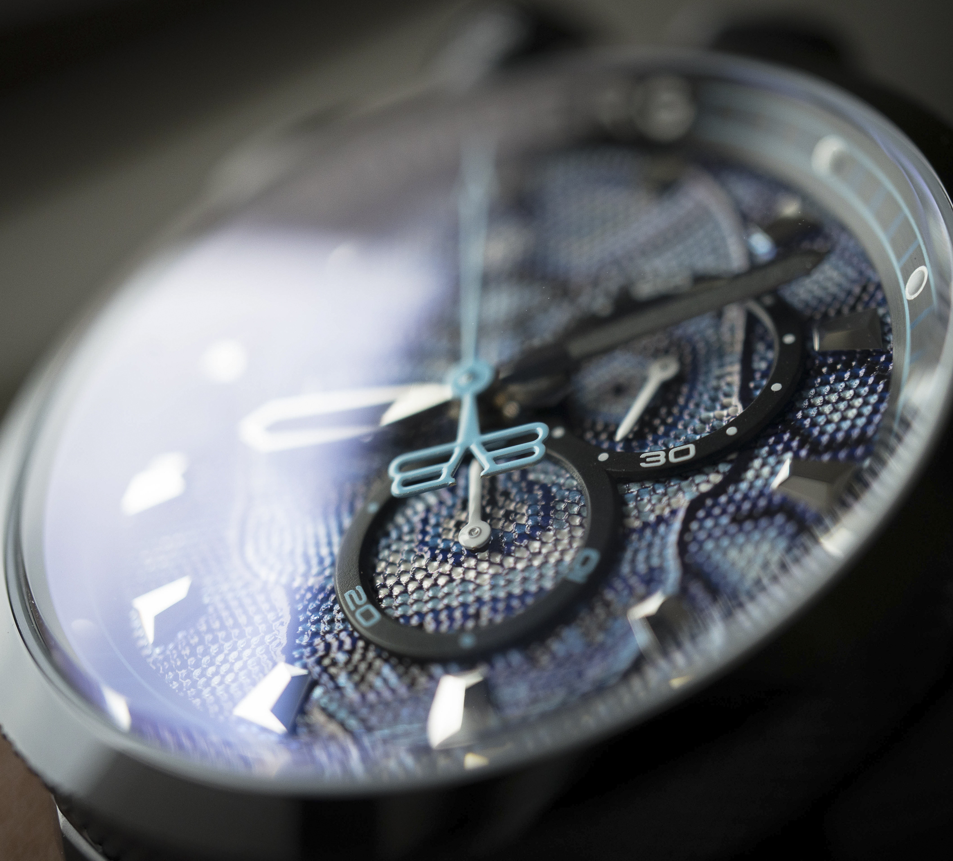 BOLT-68 系列 藍色珍珠骷髏計時碼錶