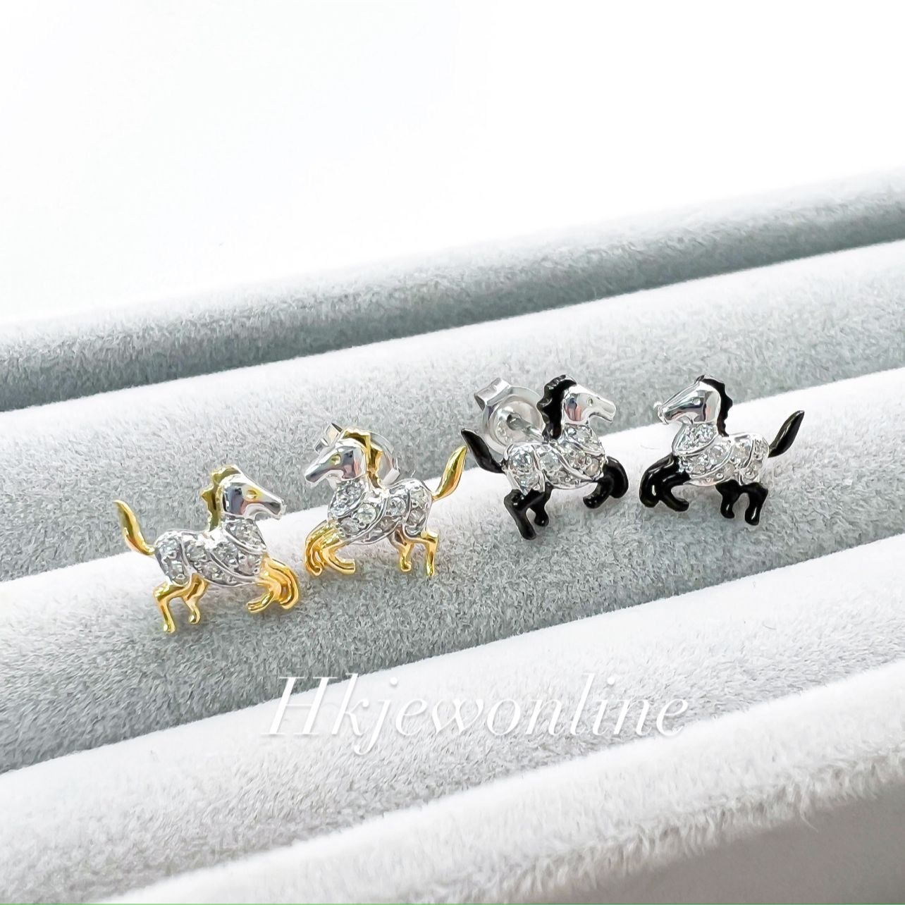 🐴 14K White Gold Diamond Horse  Earrings