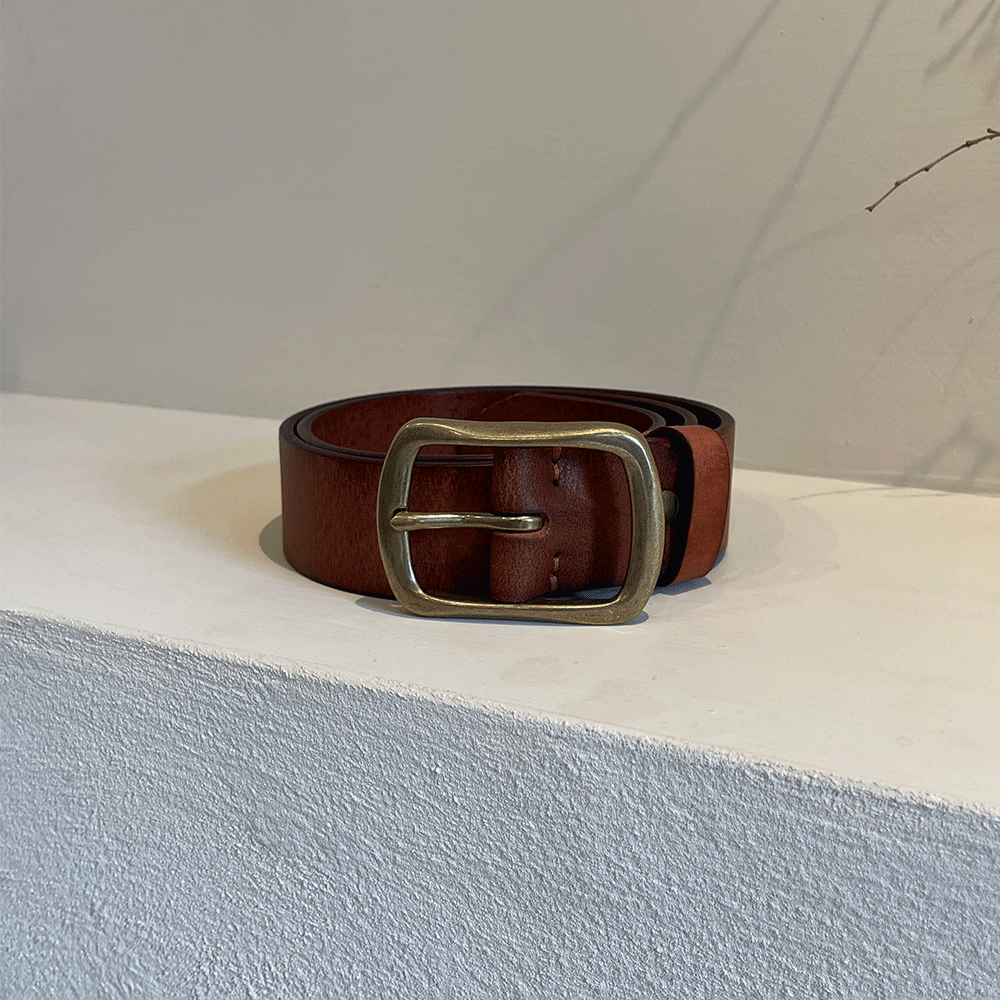 經典銅扣真皮寬版腰帶（UNISEX)