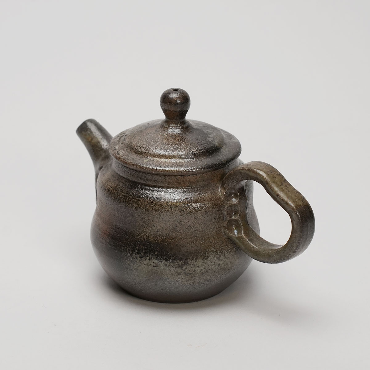 Mark of Tian Quan 刻名 鑑泉, yixing teapot sold at auction on 19th May |  Bidsquare