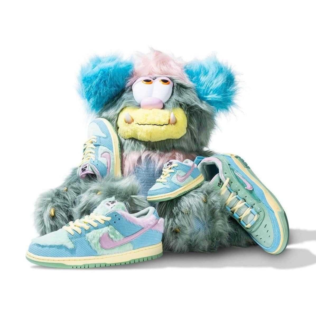 Very x Nike SB Dunk Low 聯名款 藍綠粉  絨毛 FN6040-400