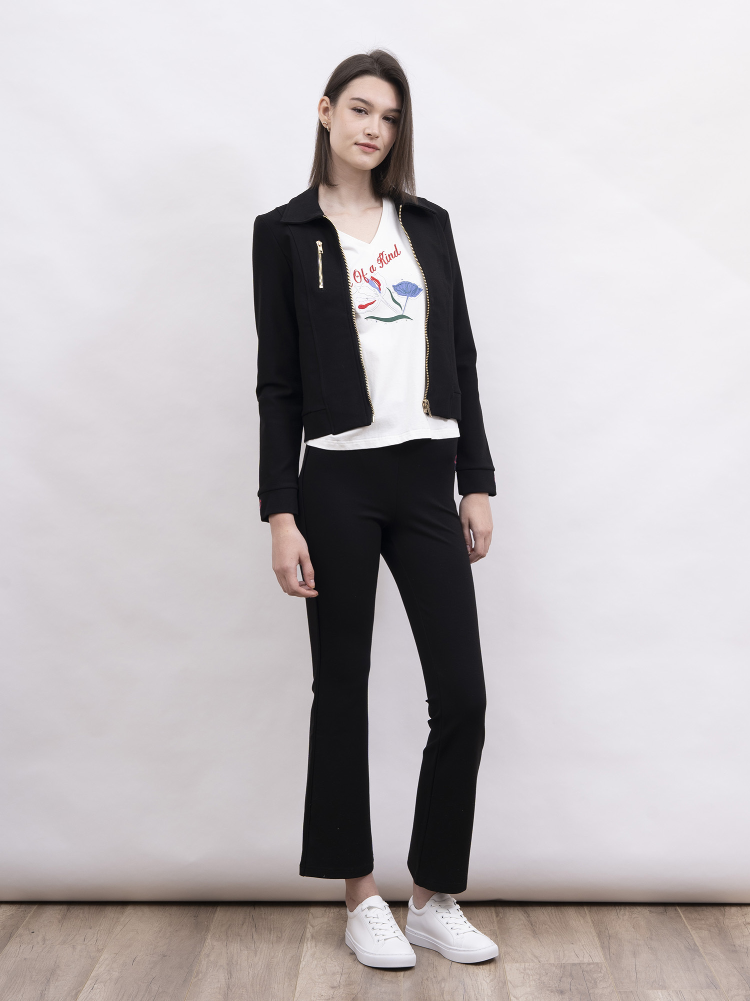 mi-tu 印花V領T恤