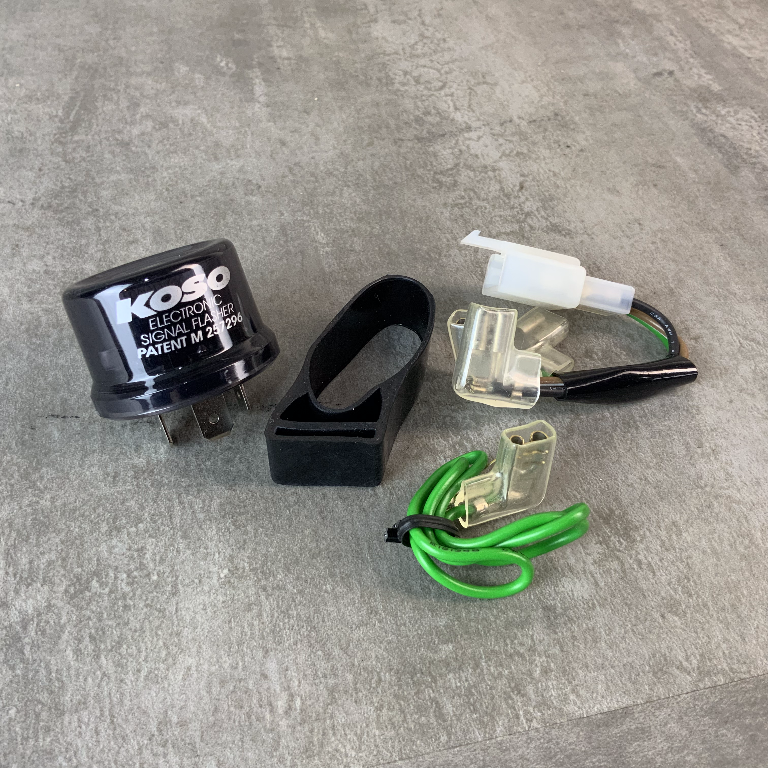 【KOSO】LED 方向燈 繼電器 通用無聲款 有聲款 水泥電阻