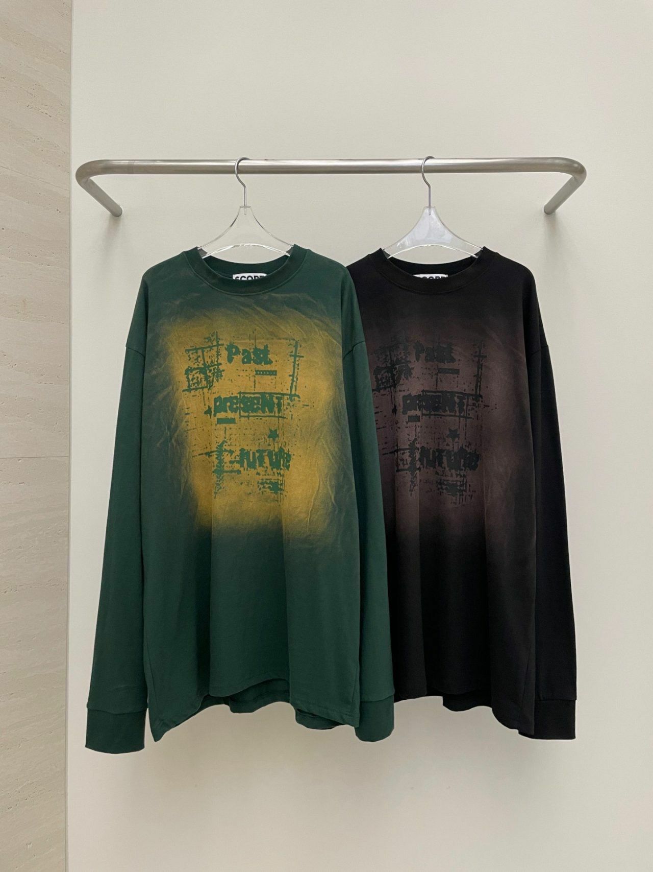 英文字長袖衫 SCOPE-066T