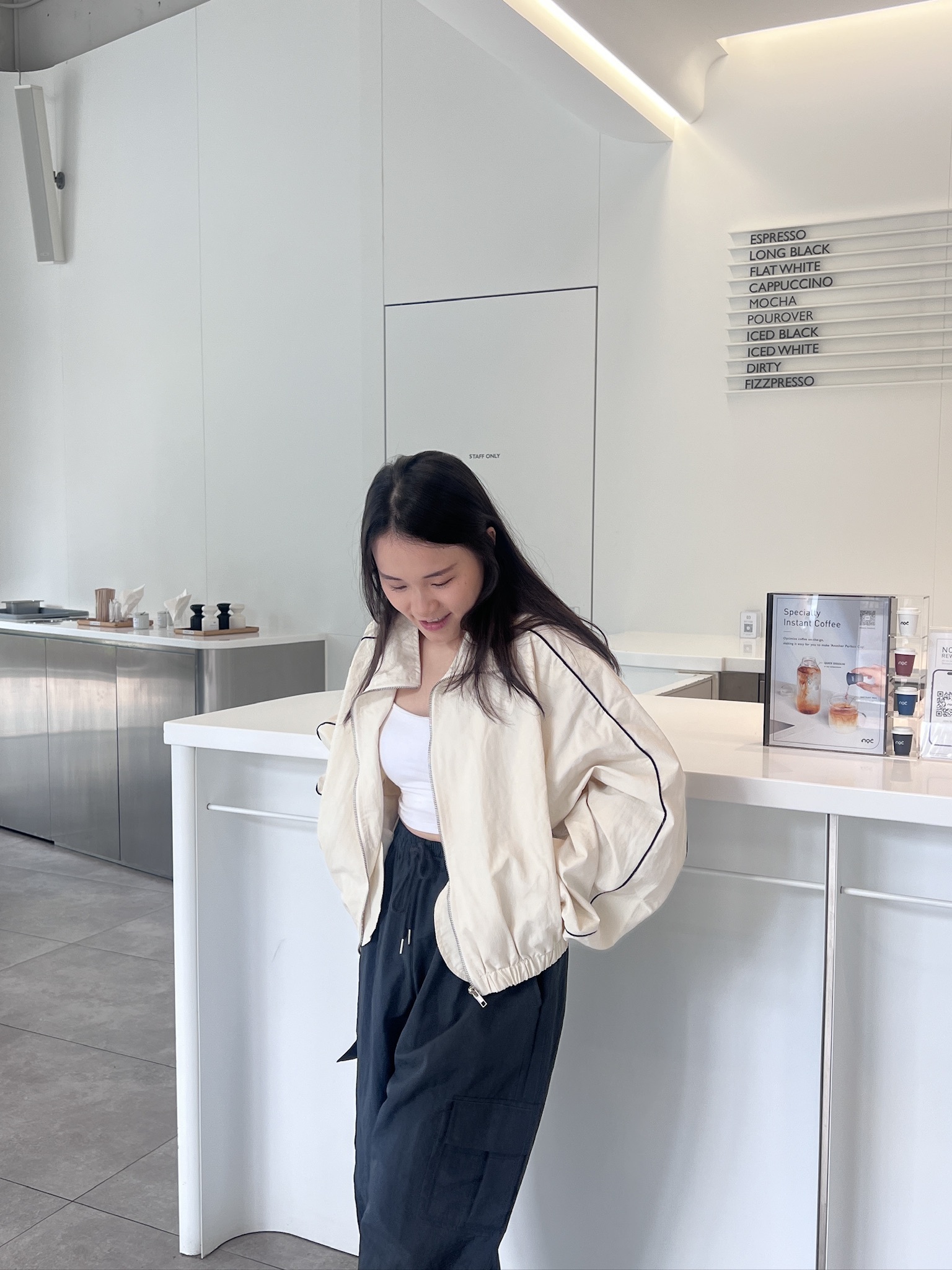 最後現貨~【一定要買！】韓風型格線條外套