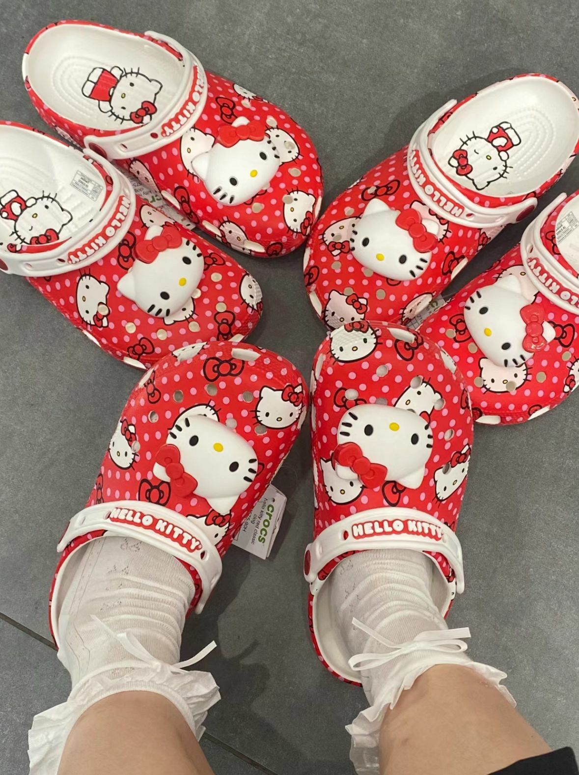 【預購】CROCS Hello Kitty 聯名 G092601 中童洞洞鞋