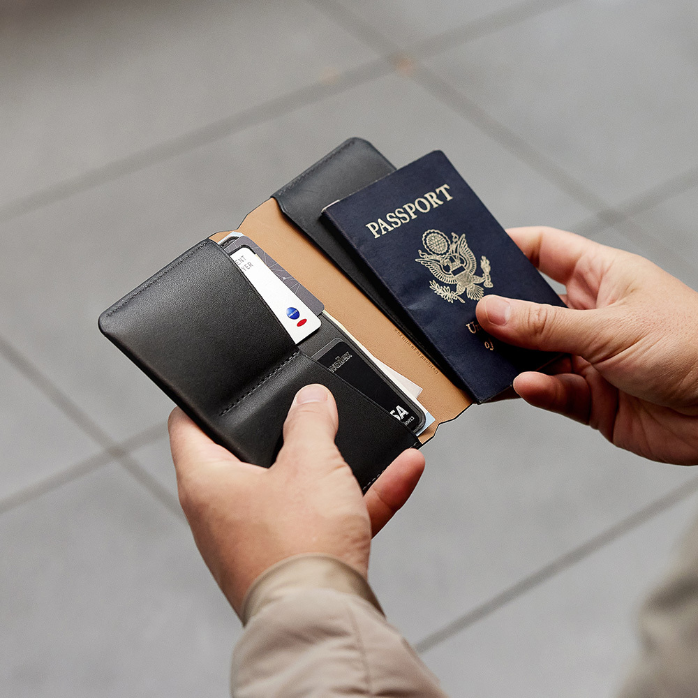 澳洲 Bellroy｜Passport Cover 真皮護照套 (RFID防盜) - 經典黑