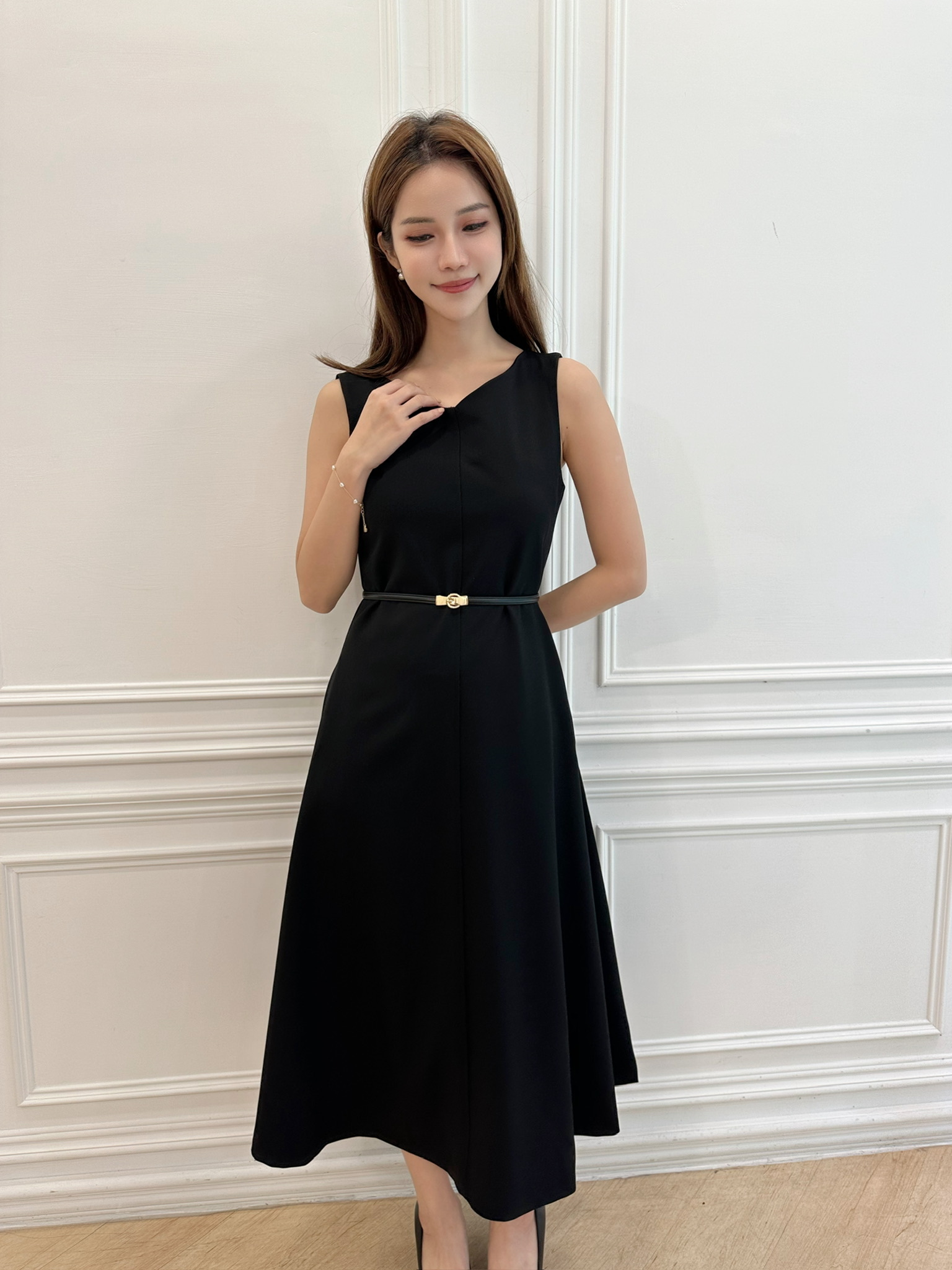 典雅大Ｖ領背心傘洋