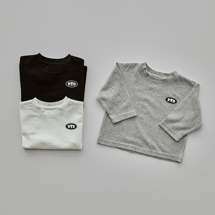 基本色日常親子穿搭T恤