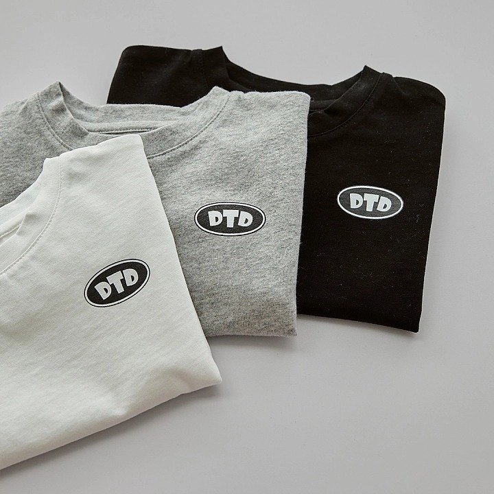 基本色日常親子穿搭T恤