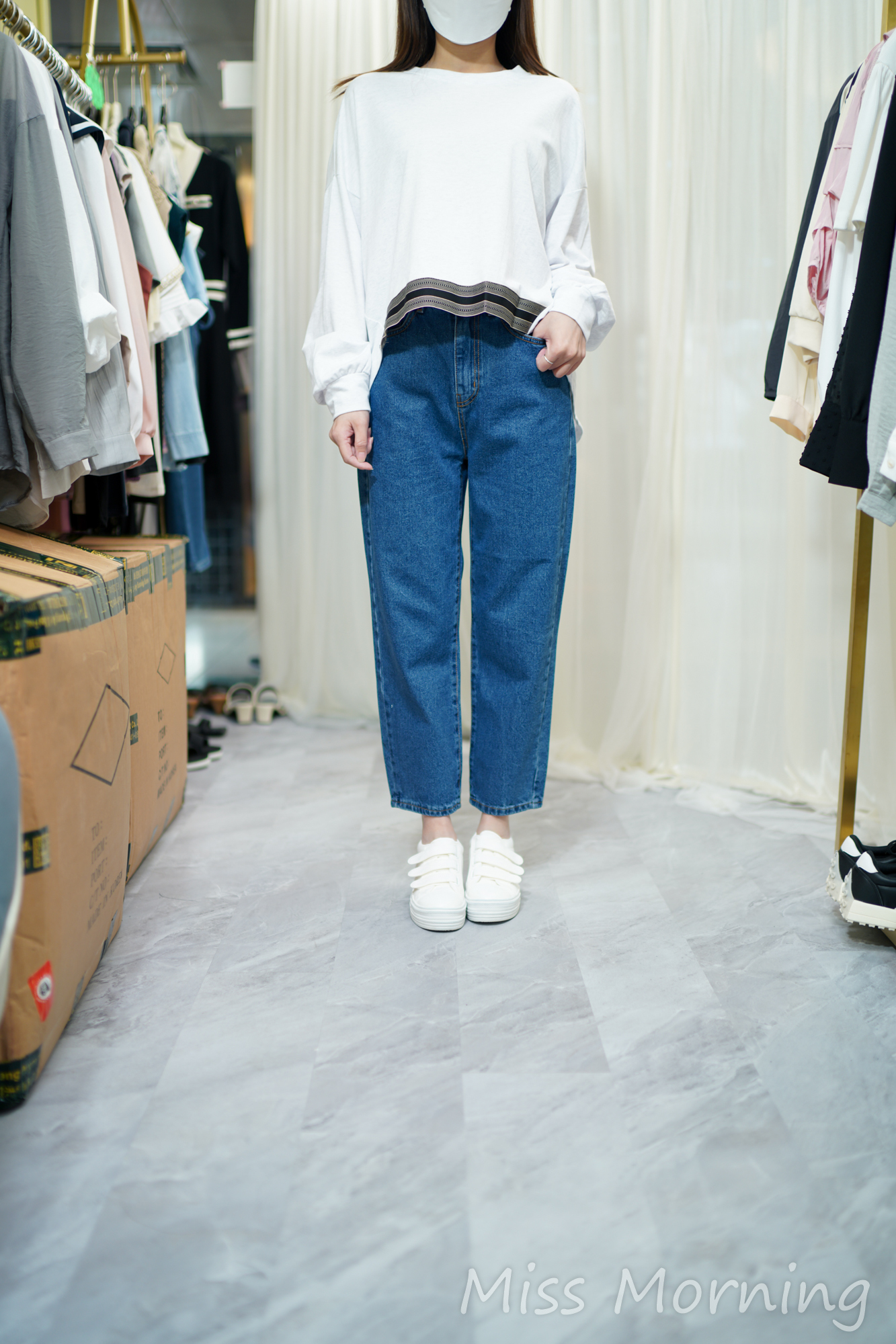 薄身前短後長靚棉Tee(14171)&後刺繡字boy款牛仔褲(33821)