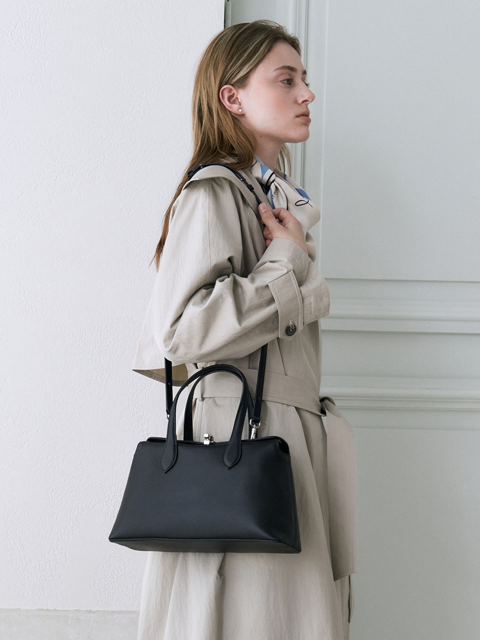 LOEUVRE Cle Nouveau Tote Medium