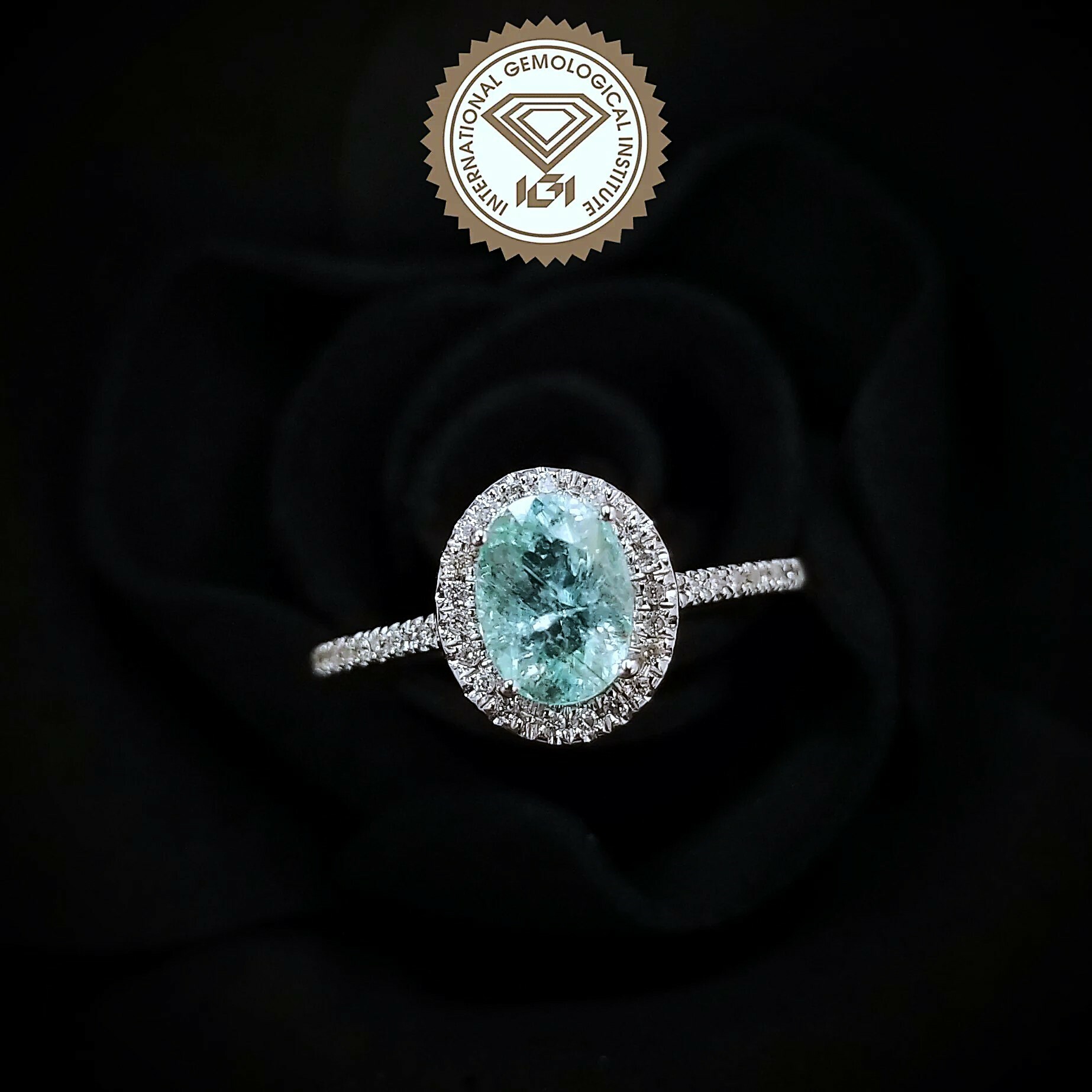 18K White Gold 0.94ct Paraiba and Diamond Ring