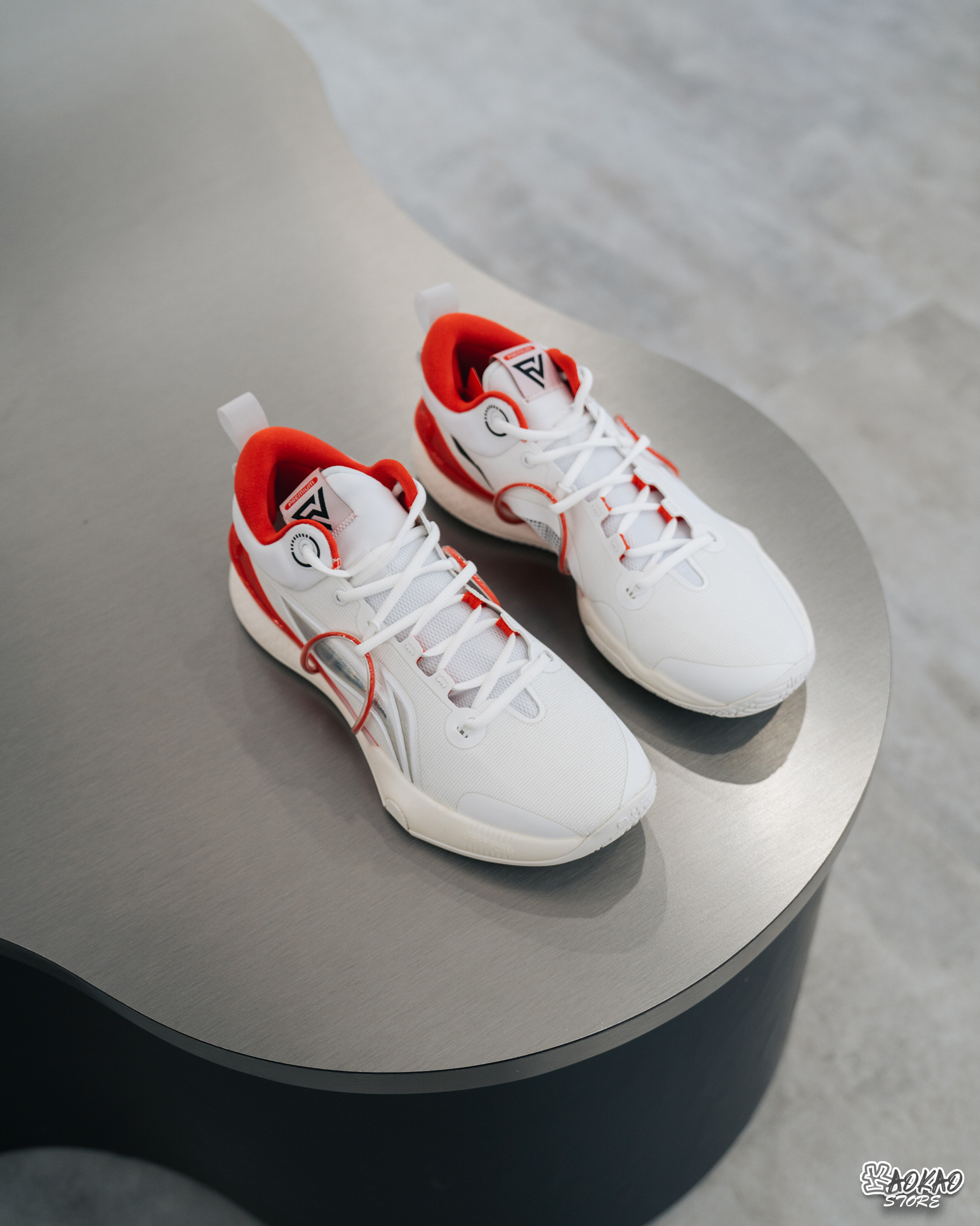 李寧 閃擊VIII Premium 標準白/紫外光/黑【ABAR071】