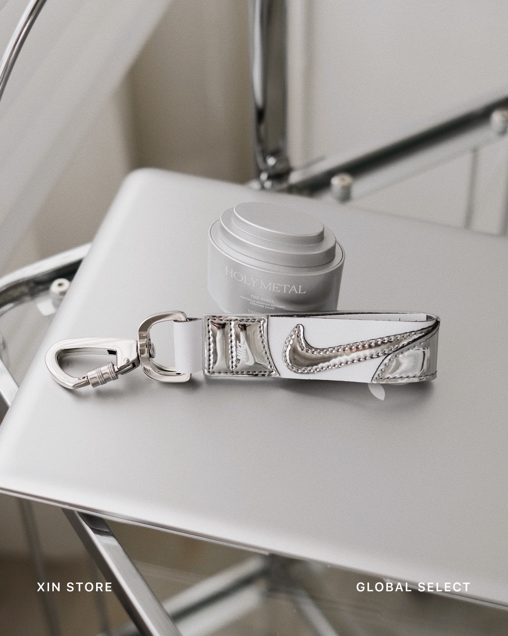 【現貨】Nike Key Holder 經典Logo 鑰匙圈 吊飾 金屬銀 鏡面銀