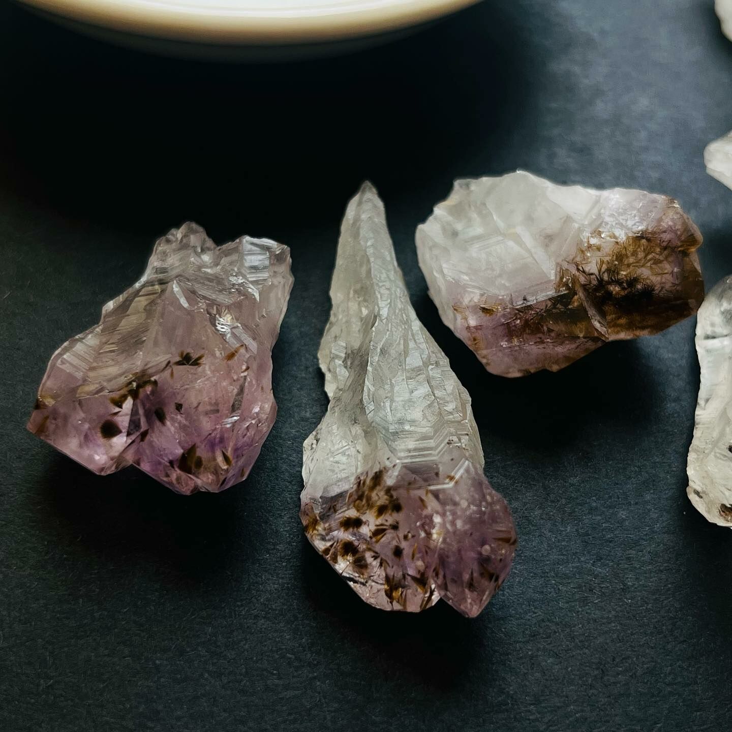 [原石] 紫鈦晶 原礦